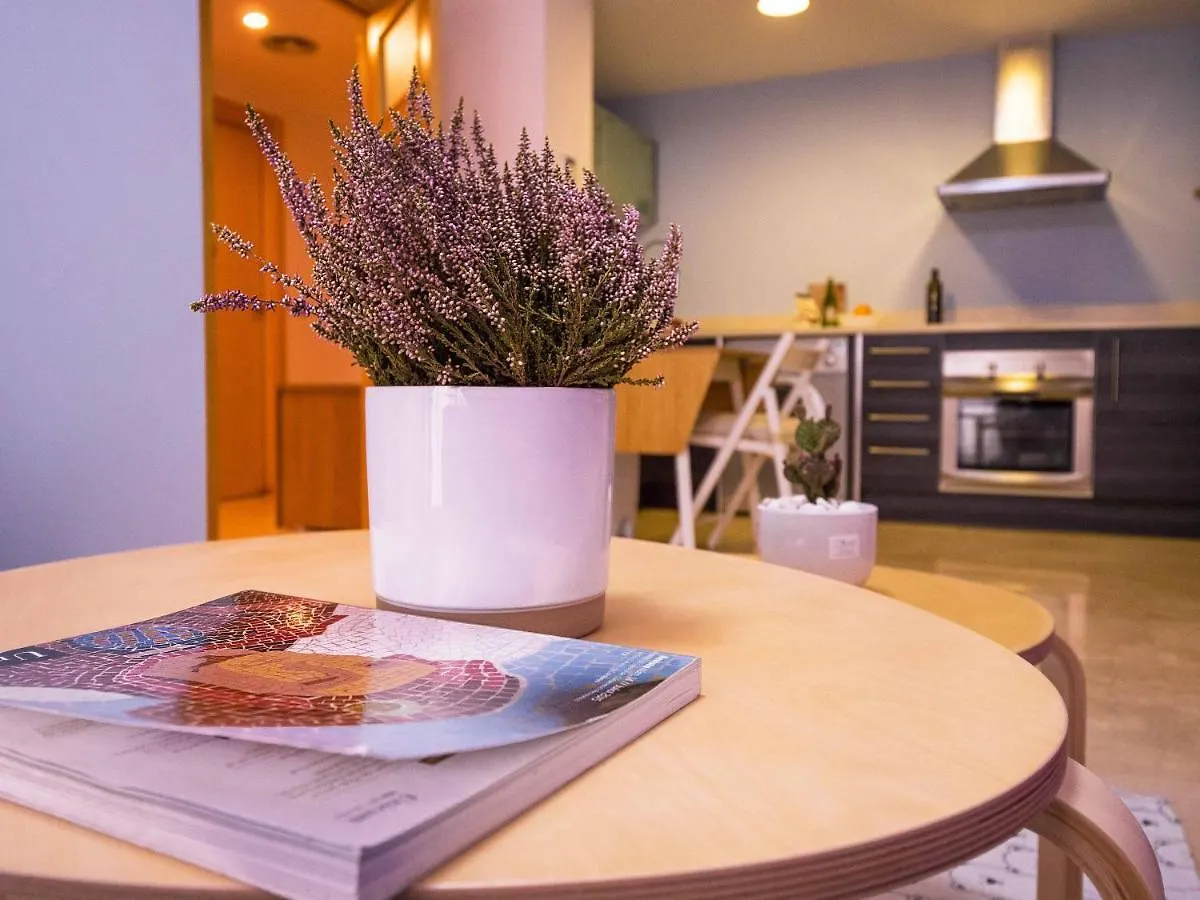 アパート Two Bedroom Stylish Studio, 5 Minutes Walk From The Beach リョレート・デ・マル スペイン